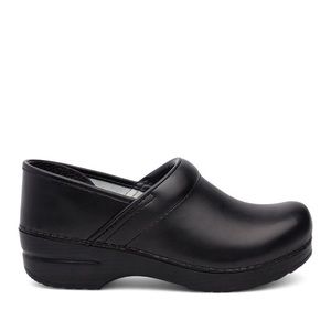 New - never worn - Dansko Clogs Size 36